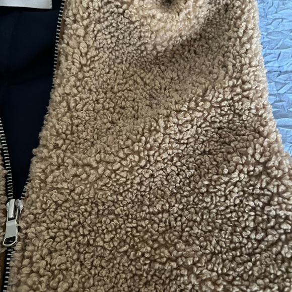 Zara Camel Sherpa vest size 11-12 - Picture 3 of 3